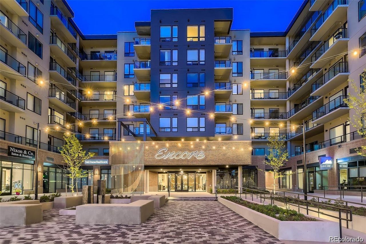 20 Wilcox Street, Unit 209, Castle Rock, CO 80104 Main Photo