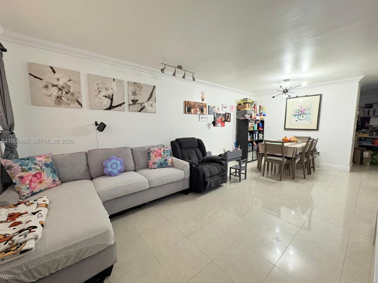1290 W 41 St, Unit 203, Hialeah, FL 33012 Photo