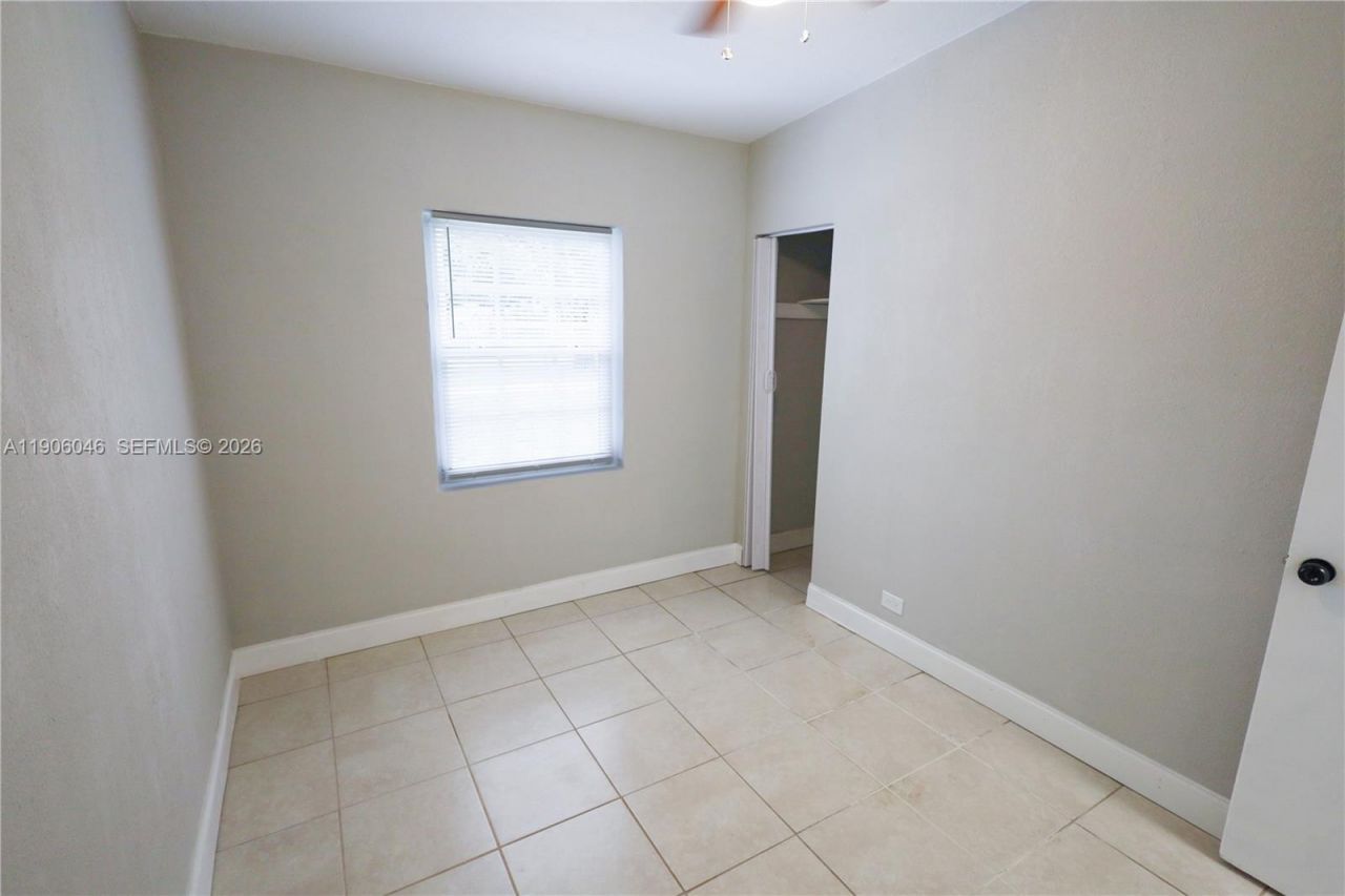 2310 W Bunche Park Dr, Miami Gardens, FL 33054 Photo