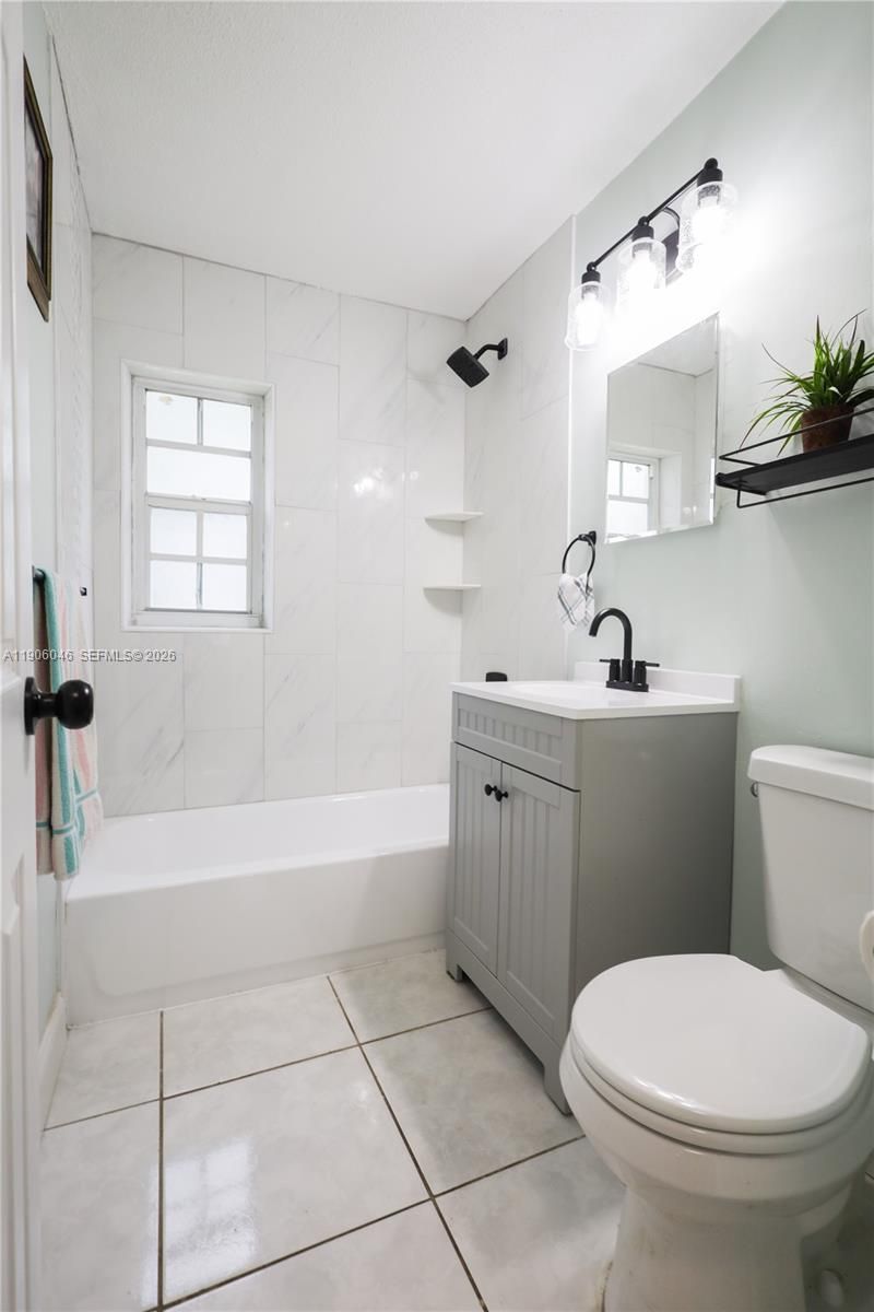 2310 W Bunche Park Dr, Miami Gardens, FL 33054 Photo