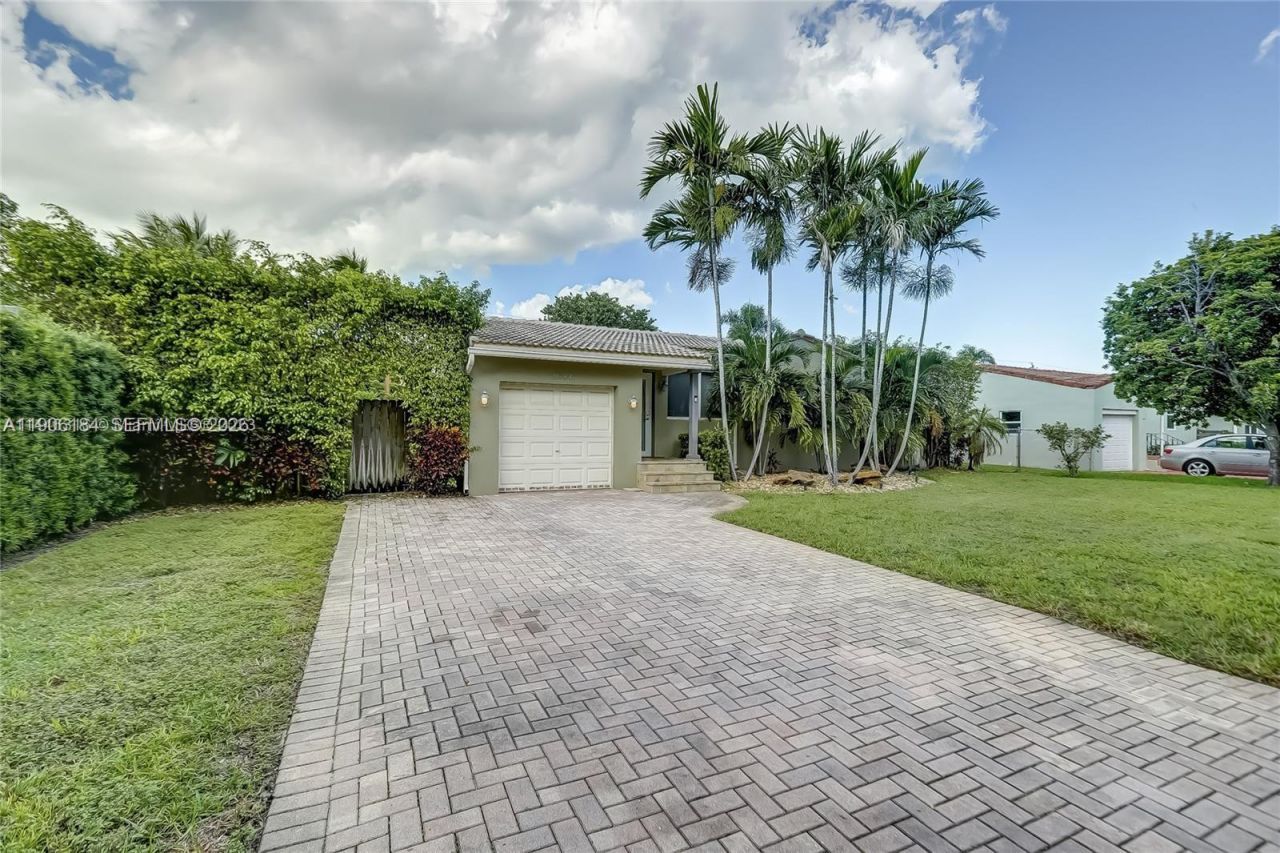 1637 Cleveland St, Unit 1637, Hollywood, FL 33020 Photo