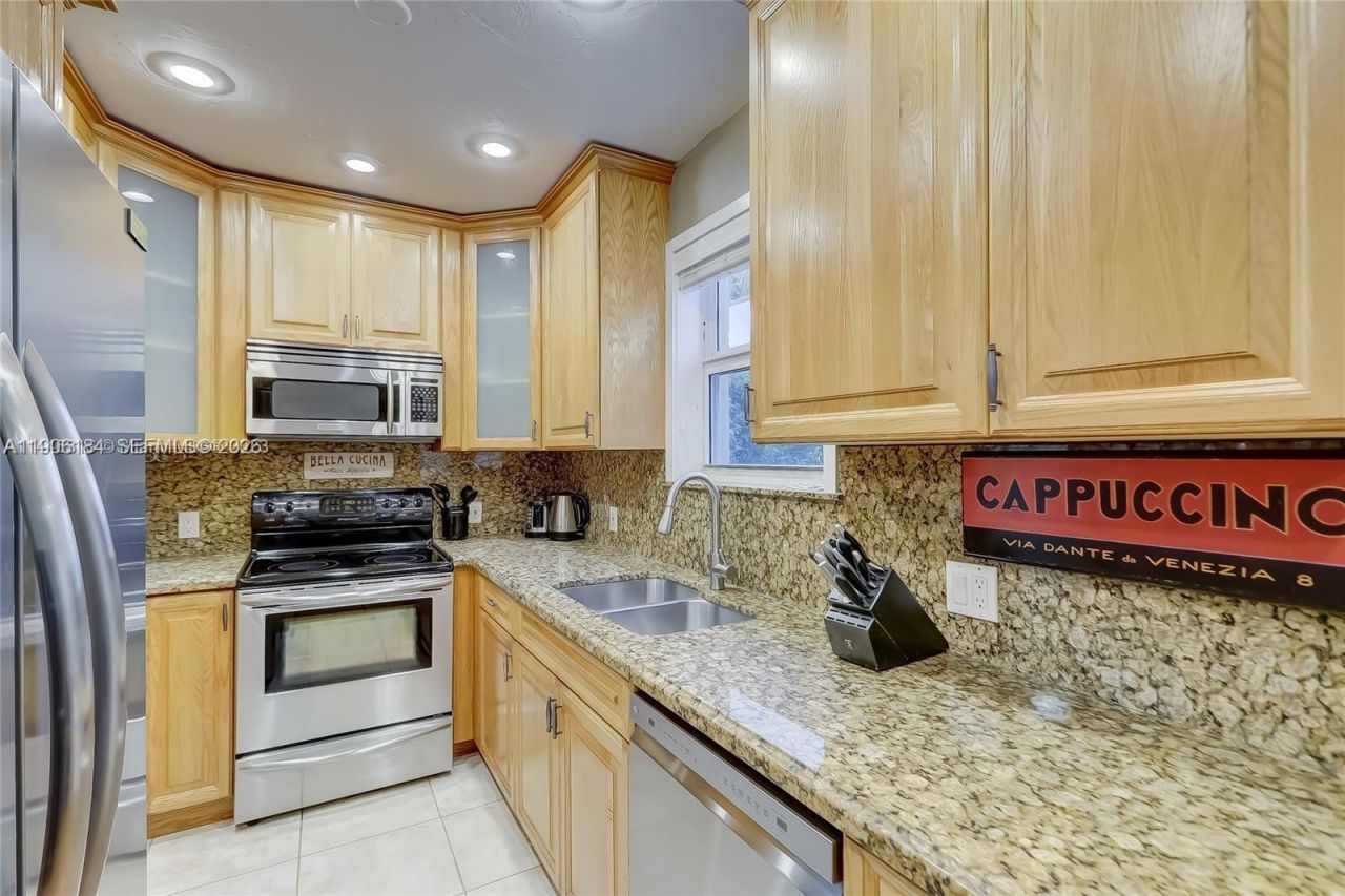 1637 Cleveland St, Unit 1637, Hollywood, FL 33020 Photo