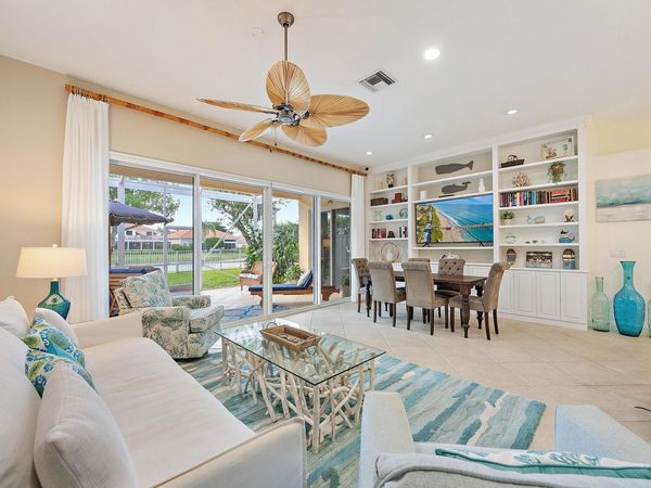 718 Pinehurst Way, Palm Beach Gardens, FL 33418