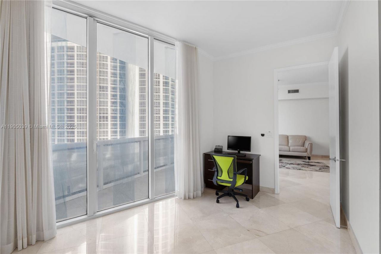 18101 Collins Ave, Unit 906, Sunny Isles Beach, FL 33160 Photo