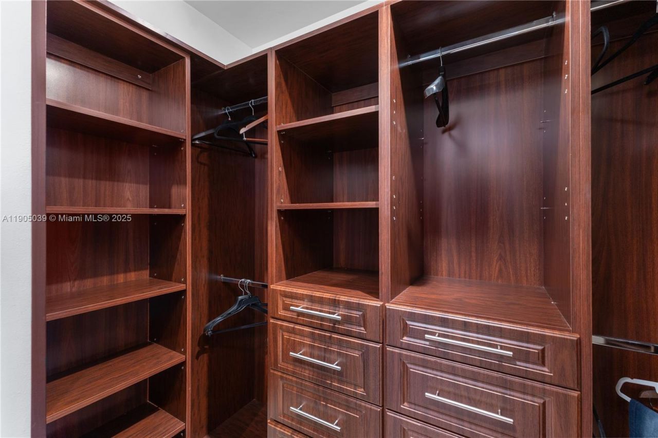 18101 Collins Ave, Unit 906, Sunny Isles Beach, FL 33160 Photo