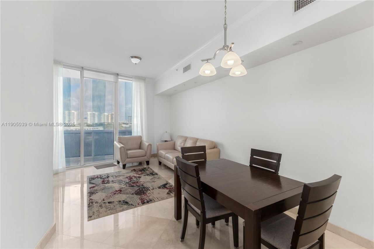 18101 Collins Ave, Unit 906, Sunny Isles Beach, FL 33160 Photo