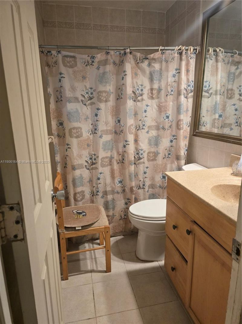 6013 NW 68th Ave, Tamarac, FL 33321 Photo