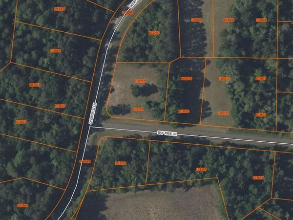 100 Baytree Lane, Tabor City, NC 28463