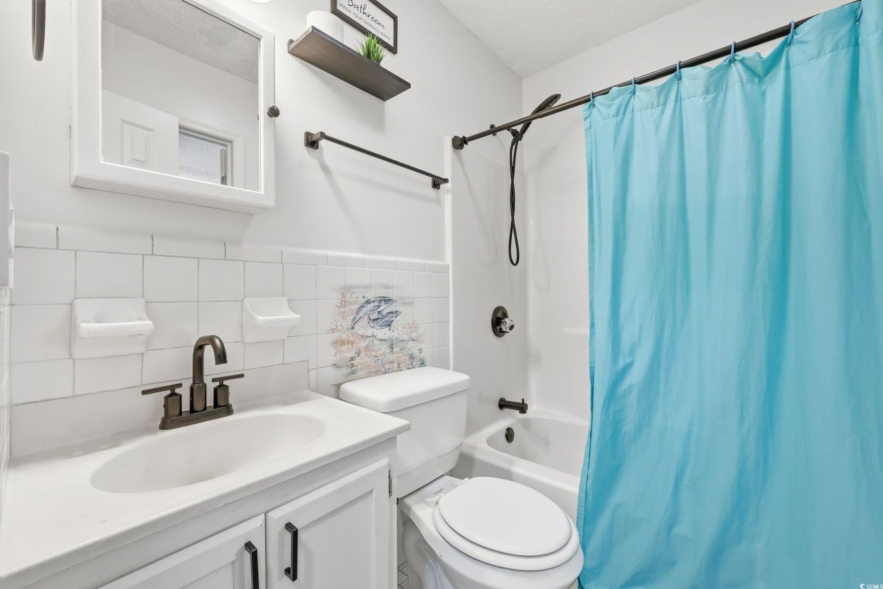 412 Chesterfield Ct. Photo 16