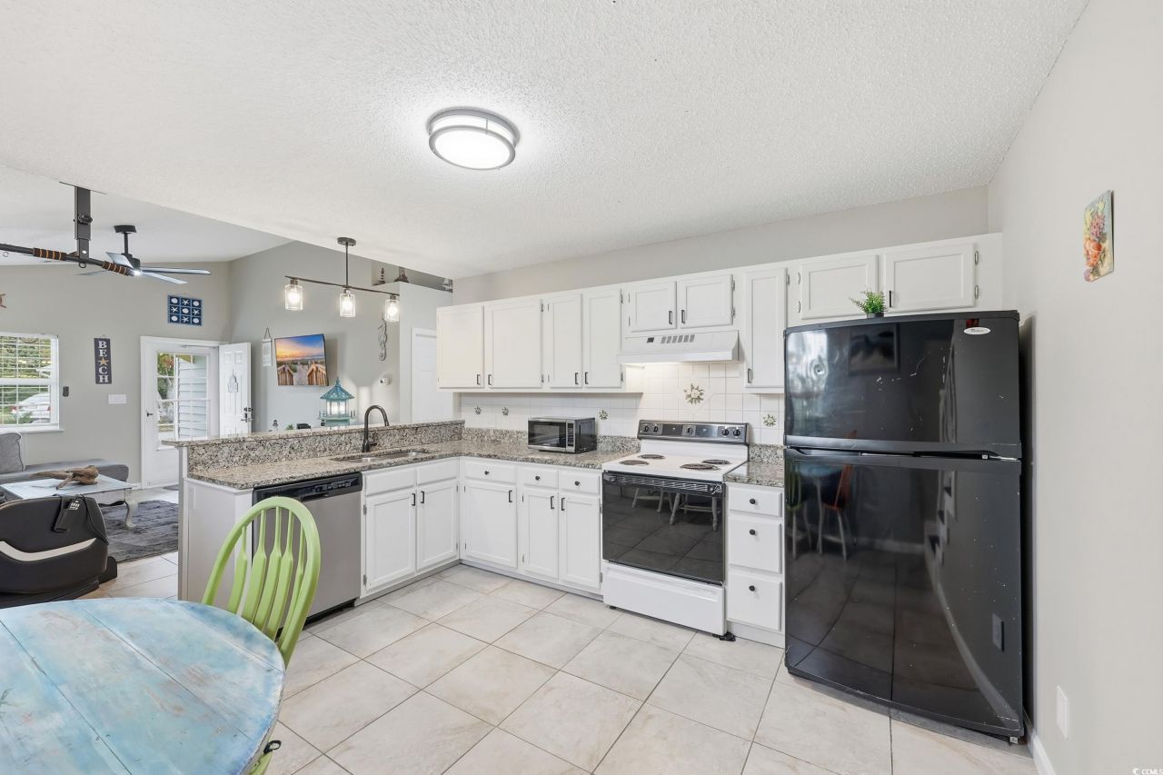 412 Chesterfield Ct. Photo 6