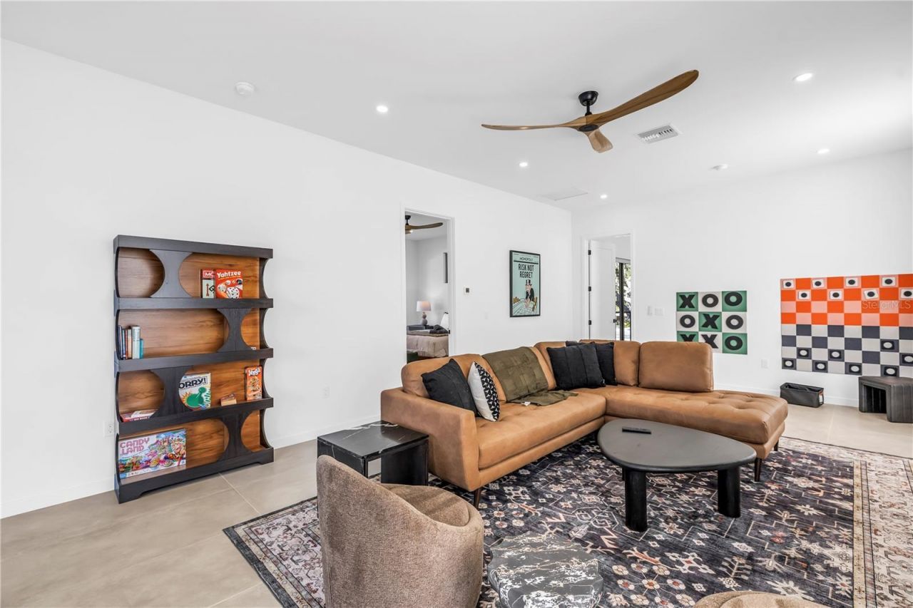 2305 Temple Street, Sarasota, FL 34239 Photo