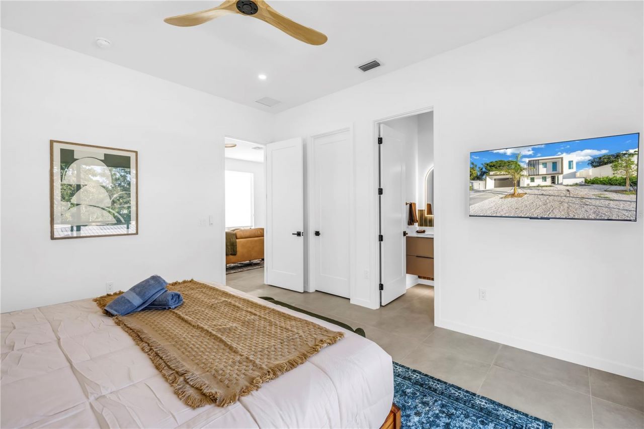 2305 Temple Street, Sarasota, FL 34239 Photo