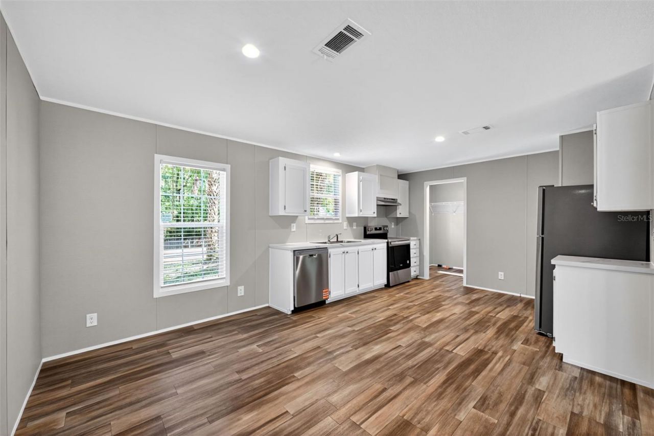 134 Weerts Road, San Mateo, FL 32187 Photo