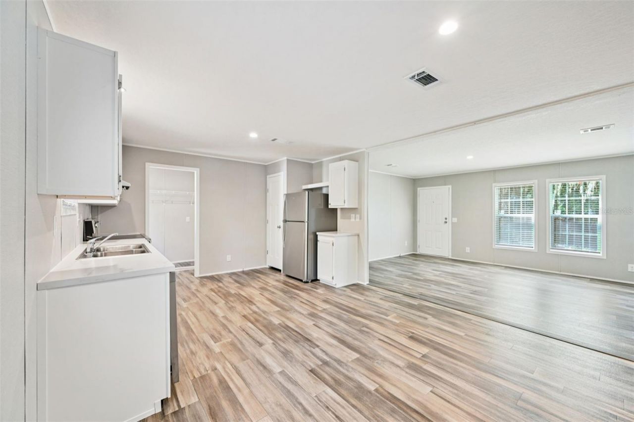 134 Weerts Road, San Mateo, FL 32187 Photo