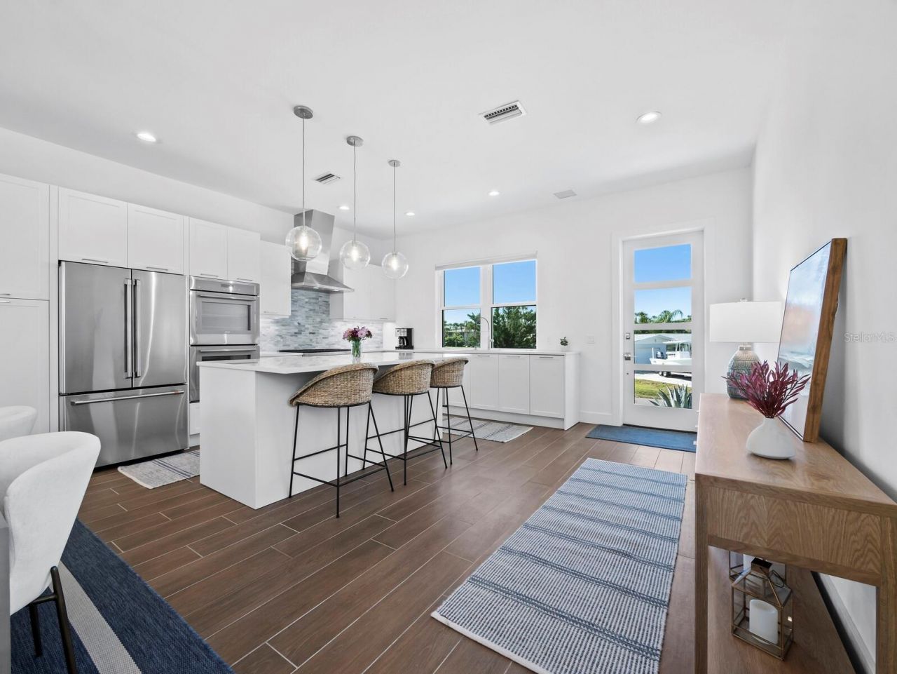 6810 Longboat Drive S, Longboat Key, FL 34228 Photo