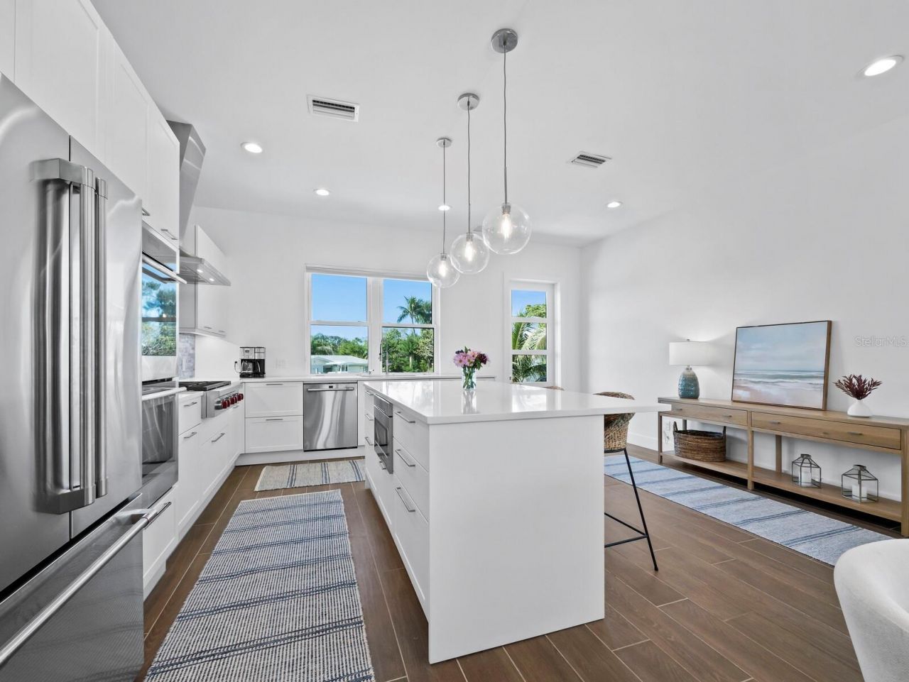 6810 Longboat Drive S, Longboat Key, FL 34228 Photo