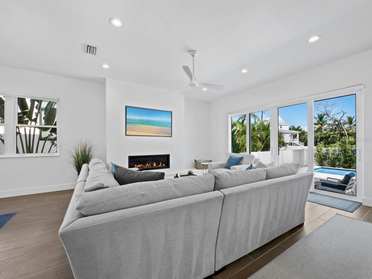 6810 Longboat Drive S, Longboat Key, FL 34228 Photo