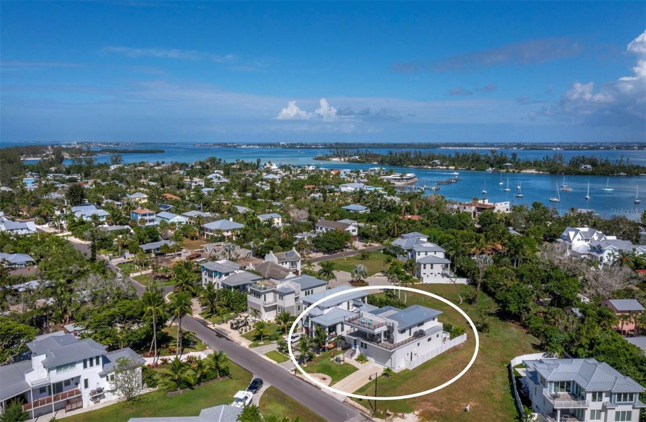 6810 Longboat Drive S, Longboat Key, FL 34228 Photo