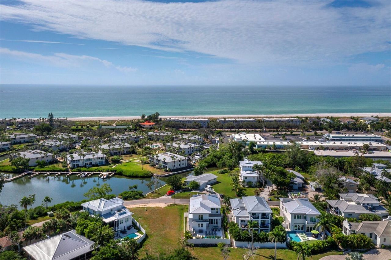 6810 Longboat Drive S, Longboat Key, FL 34228 Photo