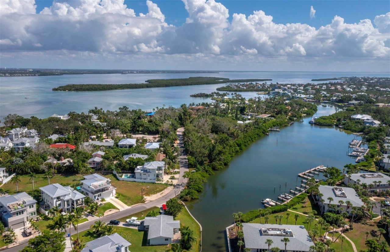 6810 Longboat Drive S, Longboat Key, FL 34228 Photo