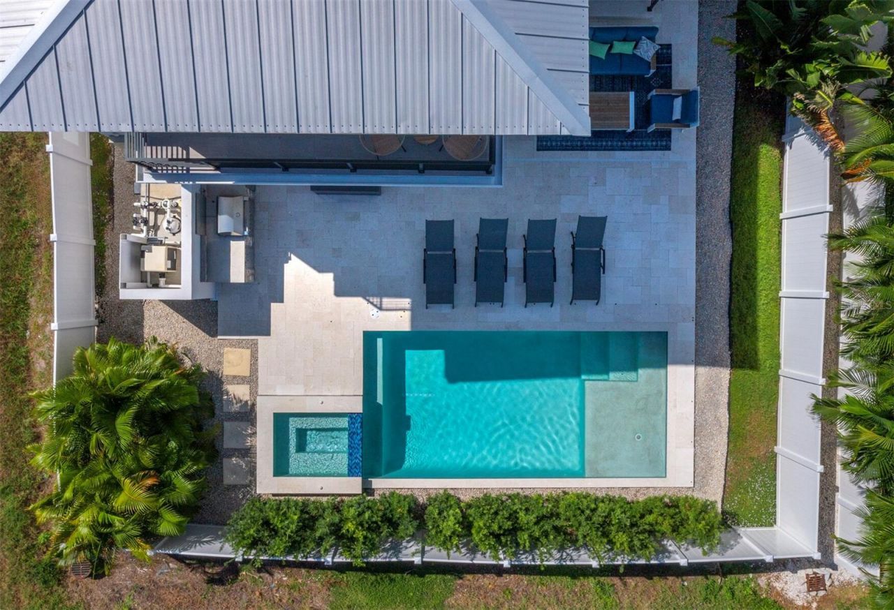 6810 Longboat Drive S, Longboat Key, FL 34228 Photo