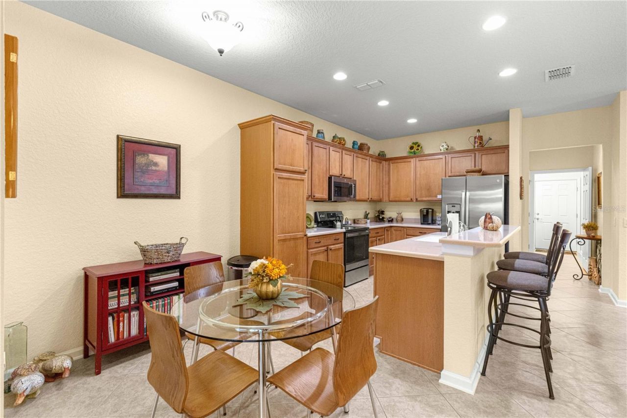 9566 SW 70th Loop, Ocala, FL 34481 Photo