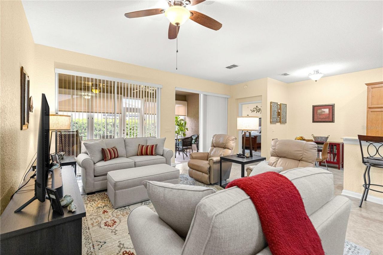 9566 SW 70th Loop, Ocala, FL 34481 Photo