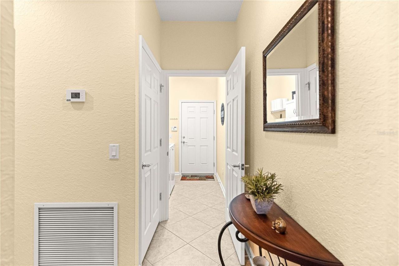 9566 SW 70th Loop, Ocala, FL 34481 Photo