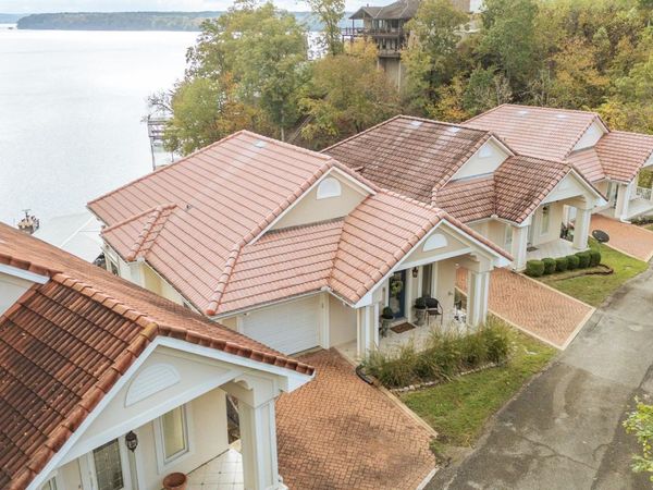 245 TIDEWATER PT, Savannah, TN 38372