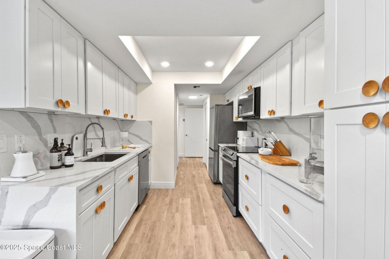 3322 Casseekey Island Road, Unit 302, Jupiter, FL 33458 Photo