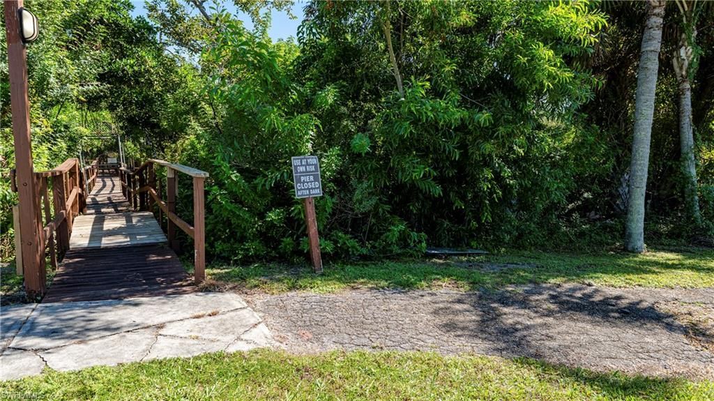 5731 Foxlake Dr, Unit 8, North Fort Myers, FL 33917 Photo