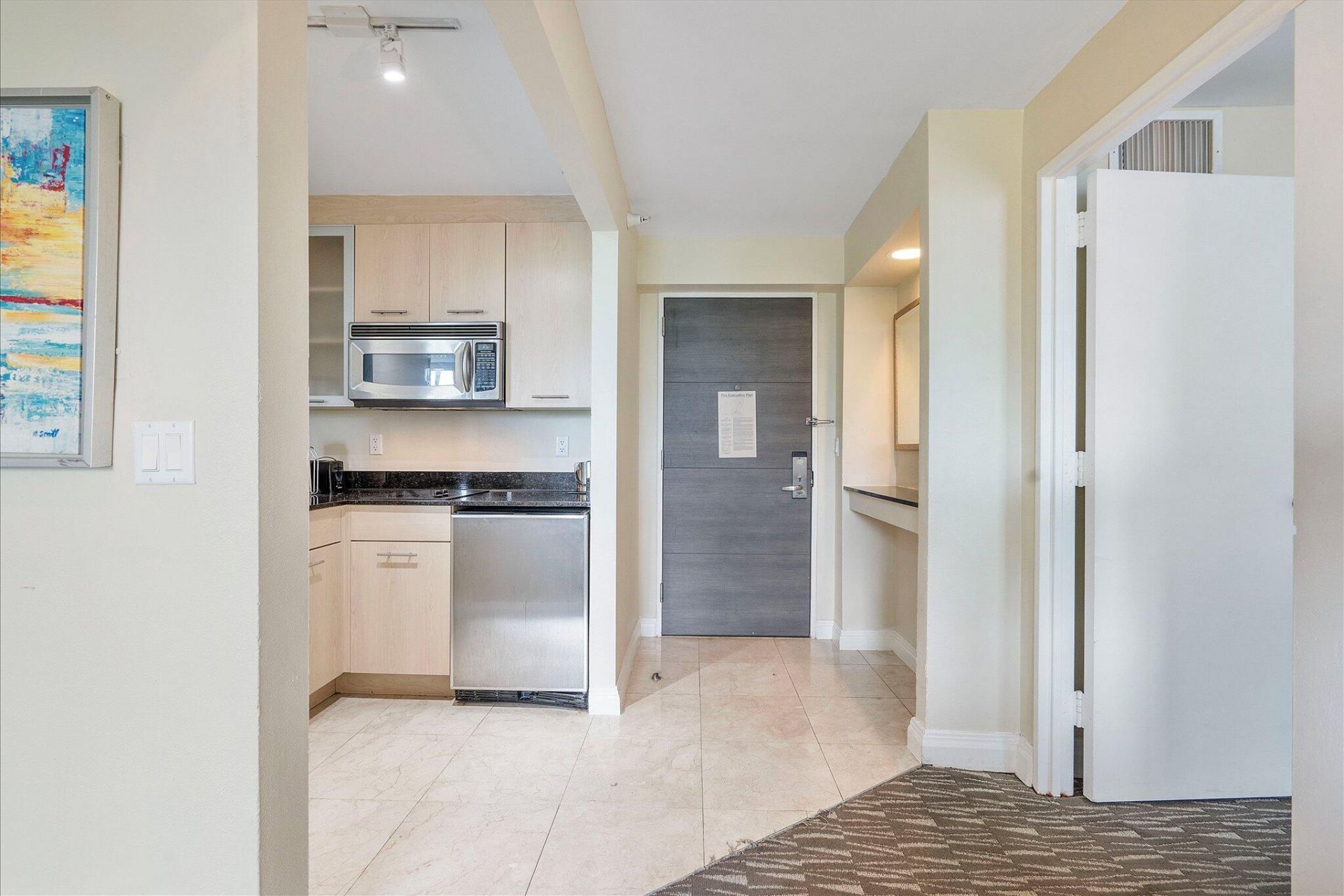 2670 E Sunrise Boulevard, Unit 409, Fort Lauderdale, FL 33304 Photo