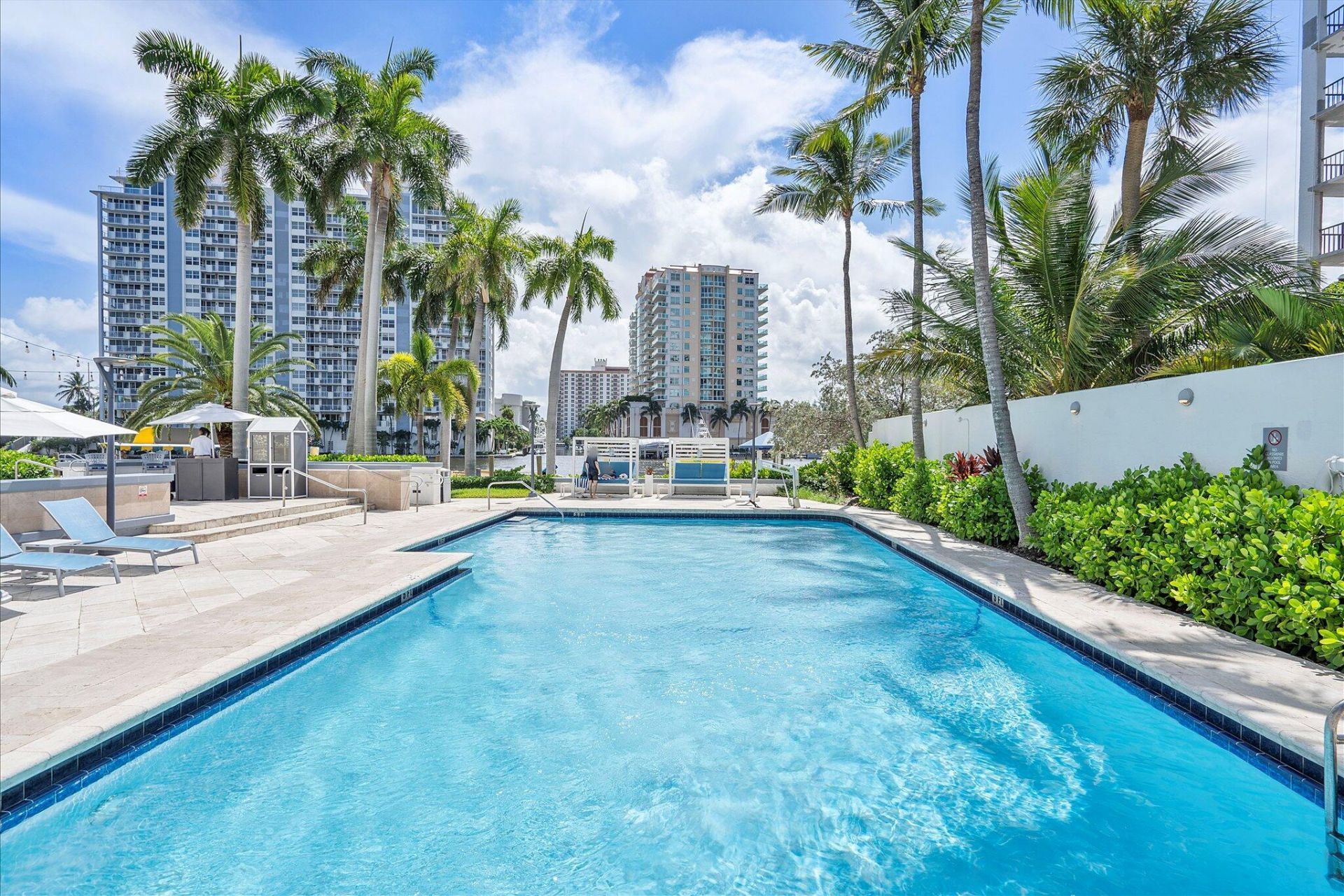 2670 E Sunrise Boulevard, Unit 409, Fort Lauderdale, FL 33304 Photo