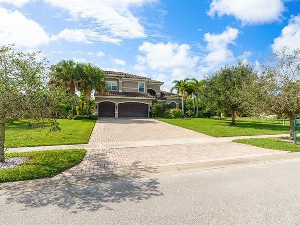 7797 Maywood Crest Drive, West Palm Beach, FL 33412