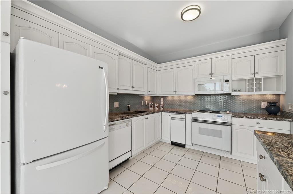 12416 Harbour Ridge Boulevard, Unit 6-6, Palm City, FL 34990 Photo