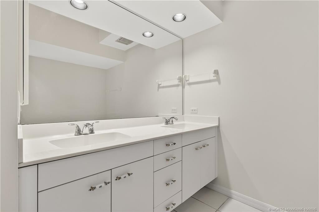 12416 Harbour Ridge Boulevard, Unit 6-6, Palm City, FL 34990 Photo