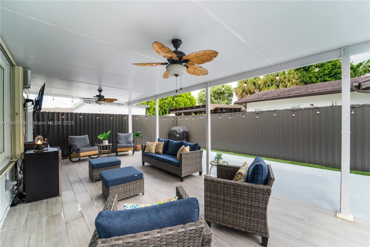 9746 SW 147th Ct, Miami, FL 33196 Photo