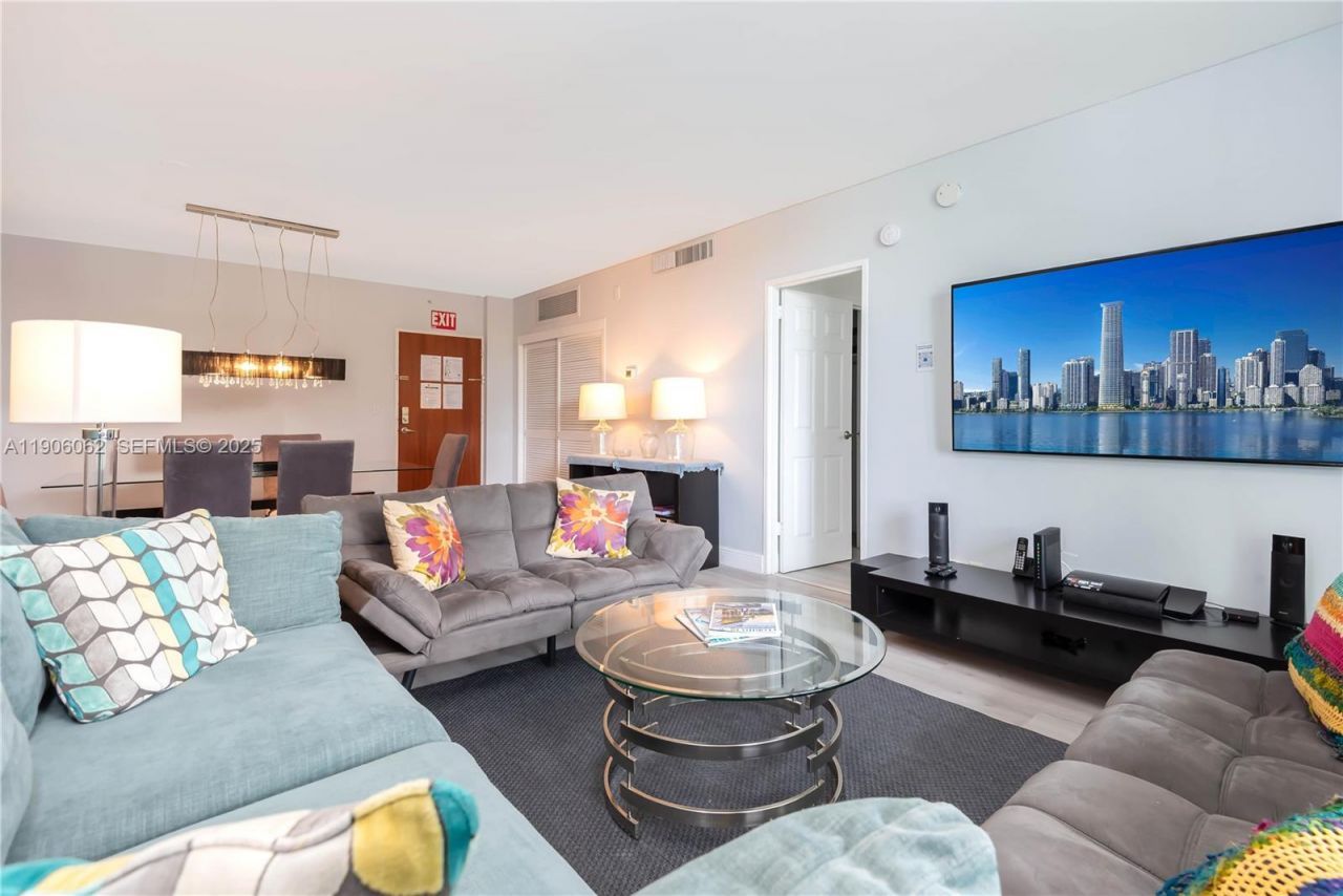 3901 S Ocean Dr, Unit 4P, Hollywood, FL 33019 Photo