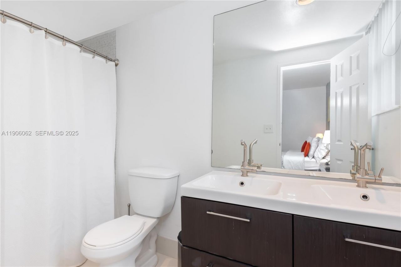 3901 S Ocean Dr, Unit 4P, Hollywood, FL 33019 Photo