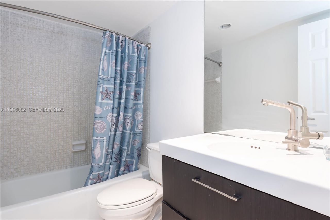 3901 S Ocean Dr, Unit 4P, Hollywood, FL 33019 Photo