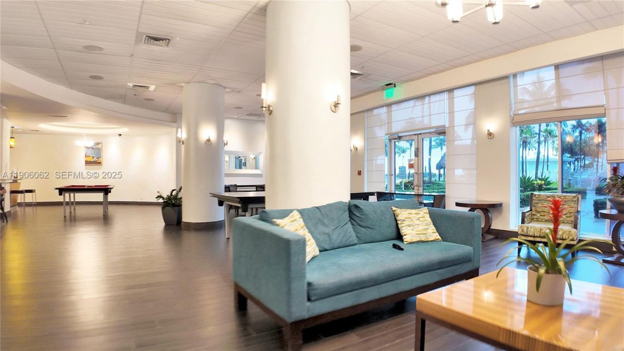 3901 S Ocean Dr, Unit 4P, Hollywood, FL 33019 Photo