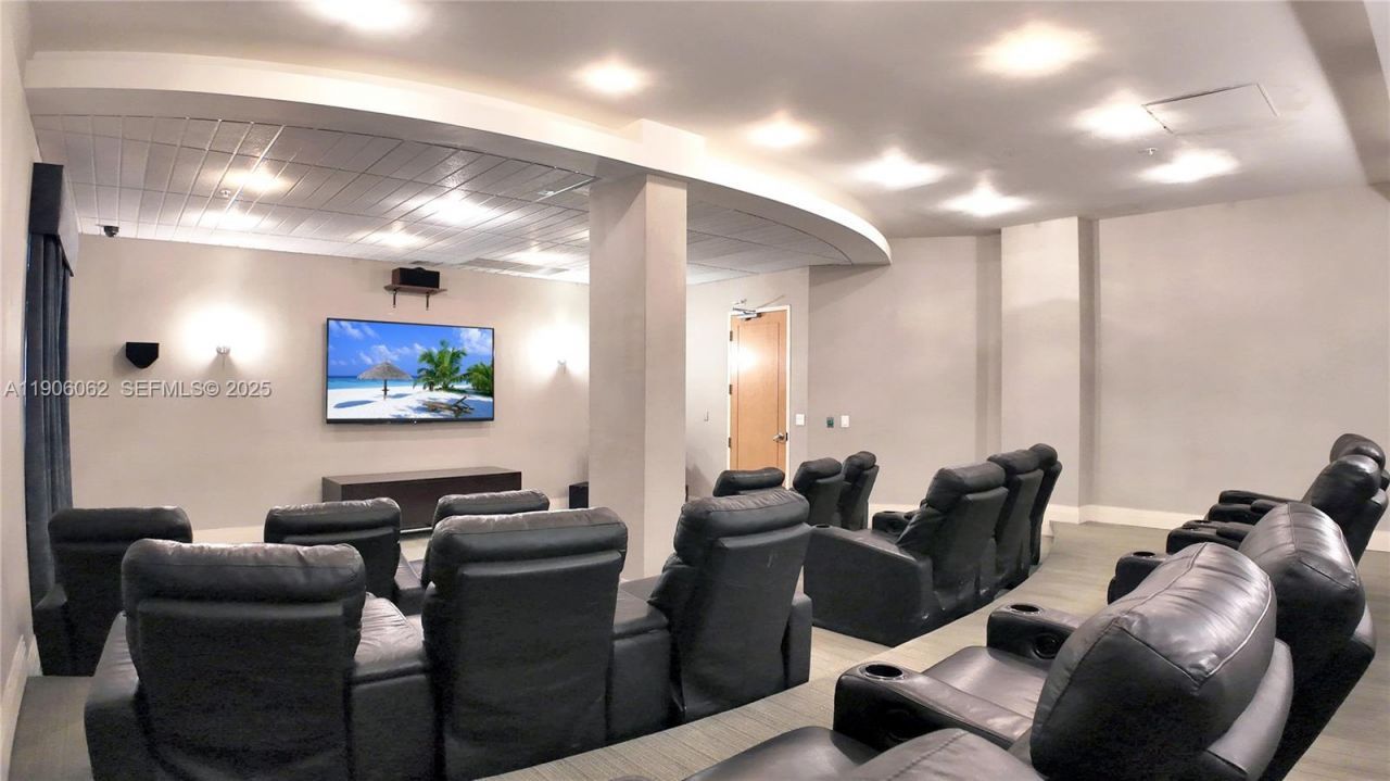 3901 S Ocean Dr, Unit 4P, Hollywood, FL 33019 Photo