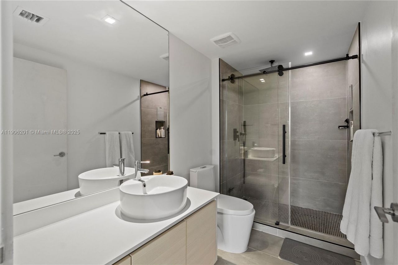 4250 Biscayne Blvd, Unit 1218, Miami, FL 33137 Photo