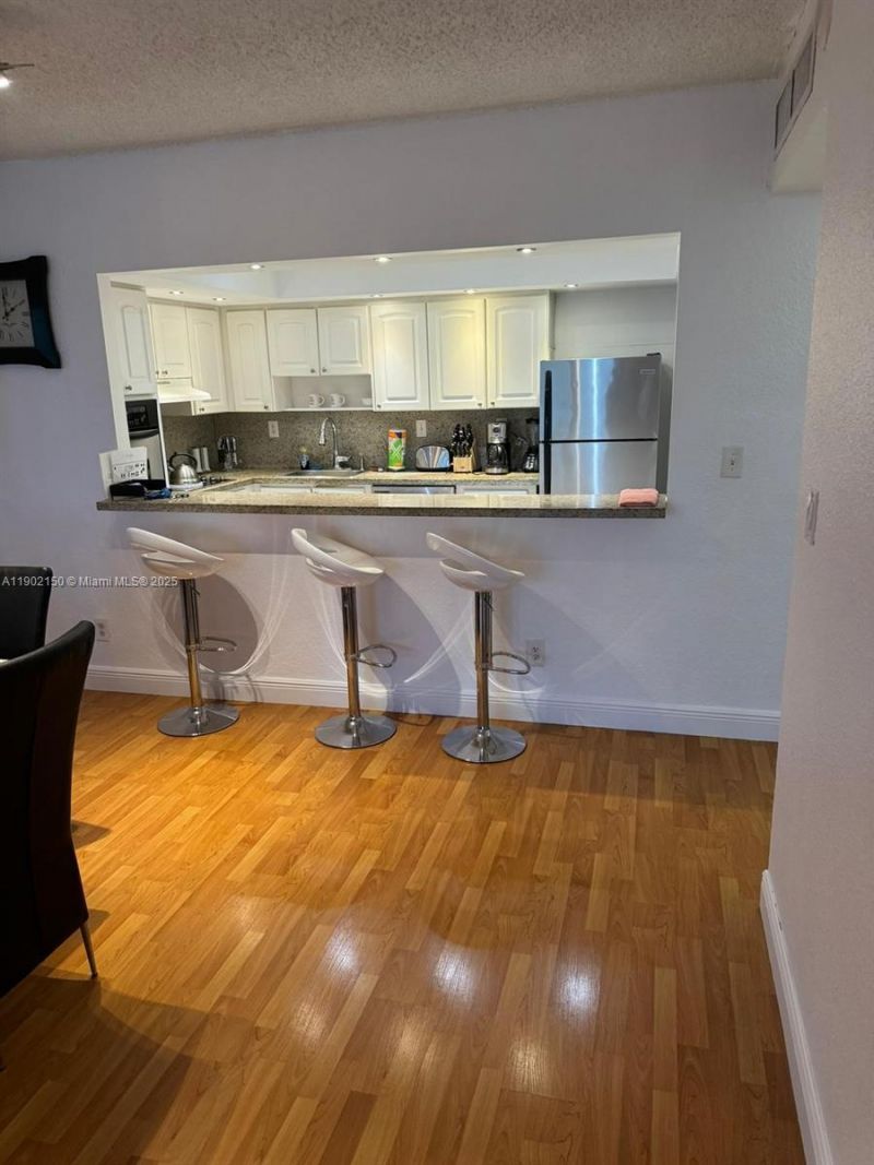 19370 Collins Ave, Unit 206, Sunny Isles Beach, FL 33160 Photo