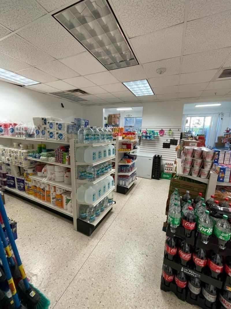 19370 Collins Ave, Unit 206, Sunny Isles Beach, FL 33160 Photo