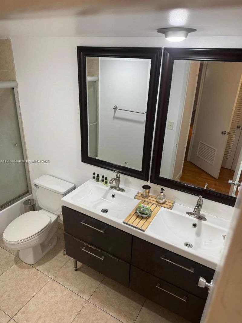 19370 Collins Ave, Unit 206, Sunny Isles Beach, FL 33160 Photo