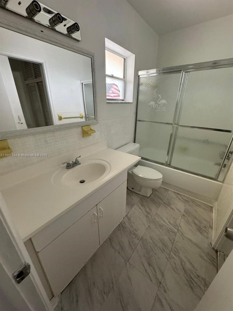 20201 NE 29th Ct, Unit D329, Aventura, FL 33180 Photo