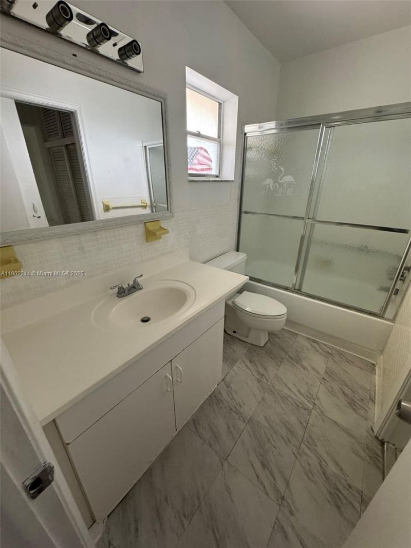 20201 NE 29th Ct, Unit D329, Aventura, FL 33180 Photo