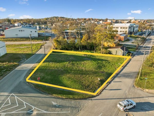 117 Cemetery Ave, Columbia, TN 38401