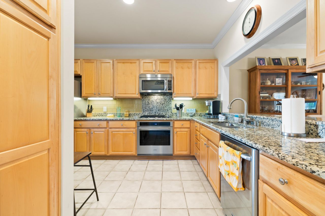 5373 5th Fairway Drive Photo 7